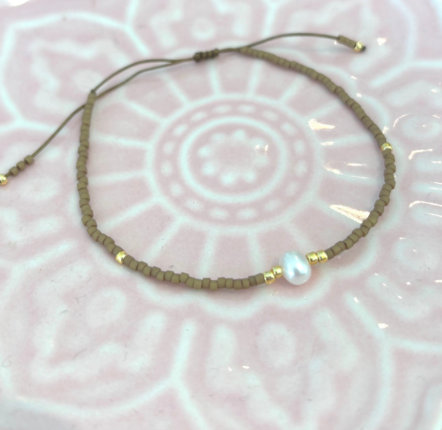 Pearl - Chocolate and Gold with Pearl beaded bracelet