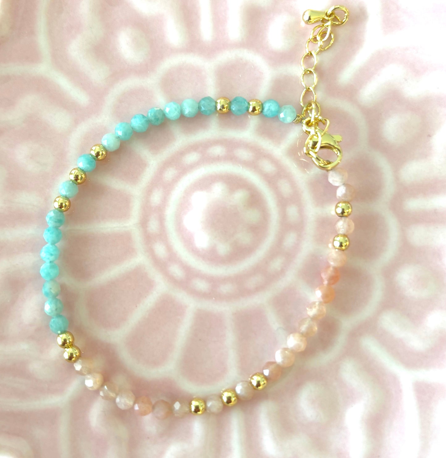 Spring 3 - Amazonite & Sunstone beaded bracelet with gold clasp