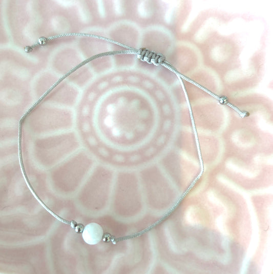 Krystal 2 - Moonstone crystal knotted bracelet on silver adjustable cord